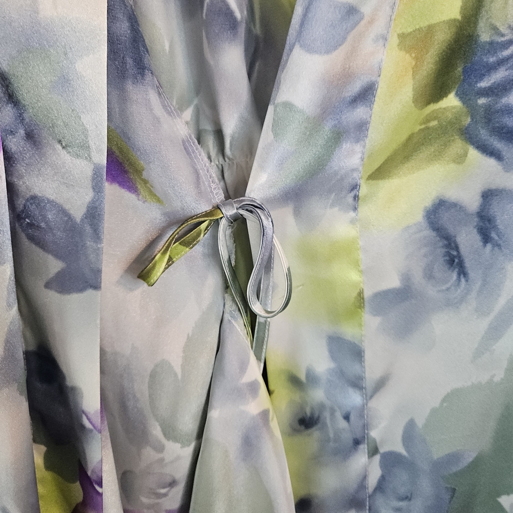 Morgan Taylor Intimates Floral Robe - Purple and Green - Picture 4 of 13